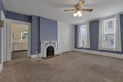 Living - 325 E Walnut St, Lancaster, OH 43130 photo 7 of 9