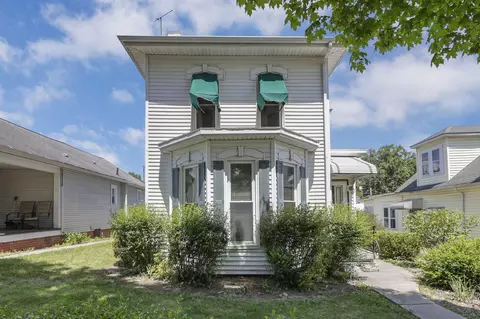 325 E Walnut St, Lancaster, OH 43130