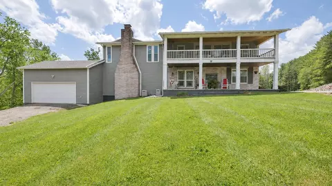 3368 Lowe Ln, Mcconnelsville, OH 43756