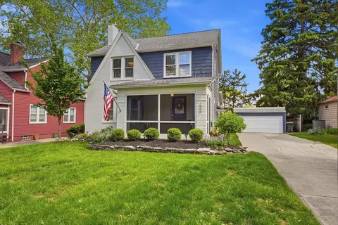 388 Brevoort Rd, Columbus, OH 43214