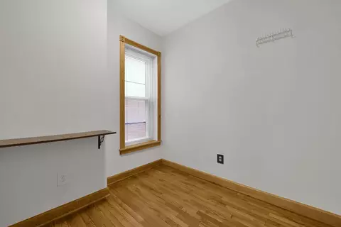 Bedroom - 29 E 2nd Ave, Columbus, OH 43201 photo 2 of 3