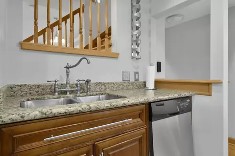 Kitchen - 29 E 2nd Ave, Columbus, OH 43201 photo 5 of 6