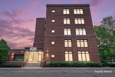 828 Bobcat Ave #404, Columbus, OH 43212