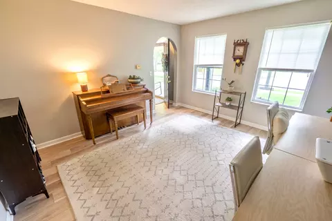 160 Kettering Bnd, Delaware, OH 43015 photo 6