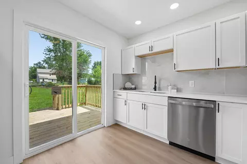 Kitchen - 280 Nye St, Marion, OH 43302 photo 1 of 3
