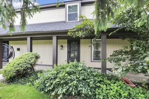 5862 Hallridge Cir, Columbus, OH 43232