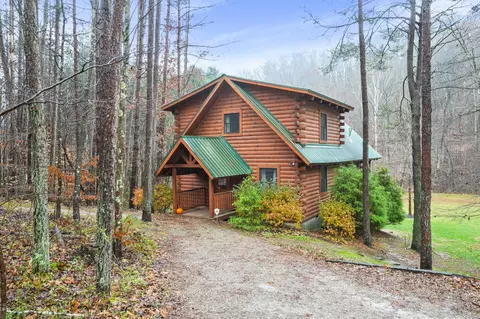 19101 Wagner Rd, Laurelville, OH 43135