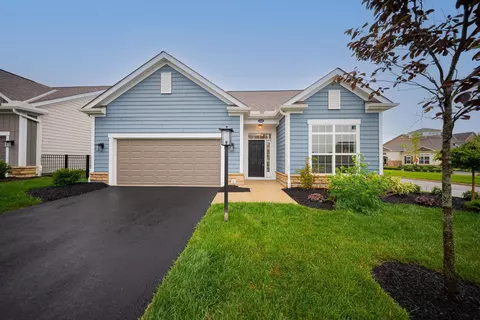 5176 Clarewood Ln, Dublin, OH 43016