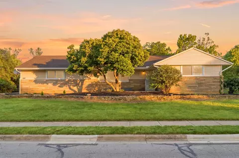 1461 Ridgeview Rd, Columbus, OH 43221