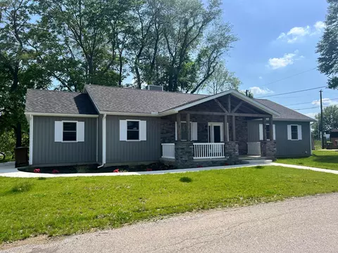 Exterior - 228 E Walnut Street Ext, Danville, OH 43014 photo 18 of 20