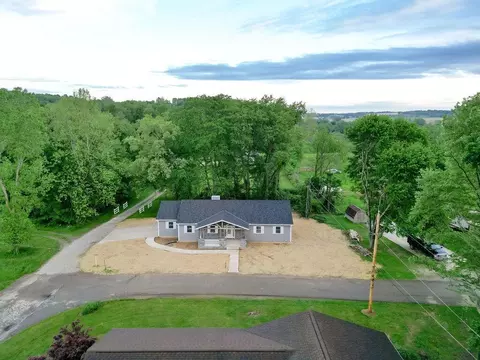 View/Area - 228 E Walnut Street Ext, Danville, OH 43014 photo 2 of 8