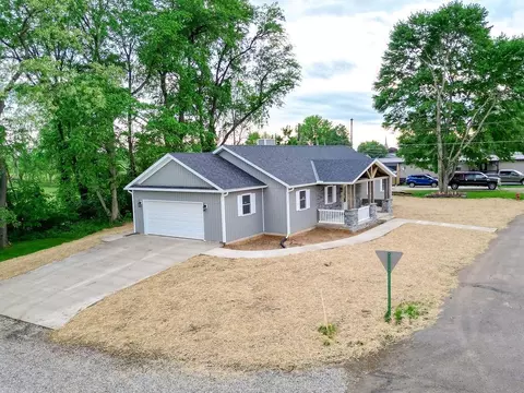 Exterior - 228 E Walnut Street Ext, Danville, OH 43014 photo 17 of 20