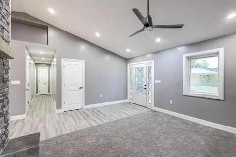 Entry Way - 228 E Walnut Street Ext, Danville, OH 43014 photo 2 of 2