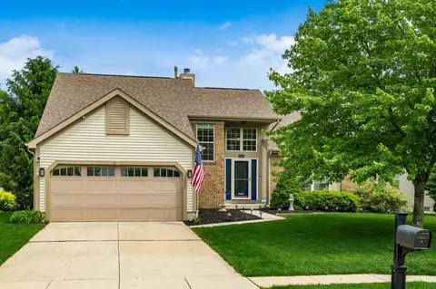 1465 Cottonwood Dr, Lewis Center, OH 43035