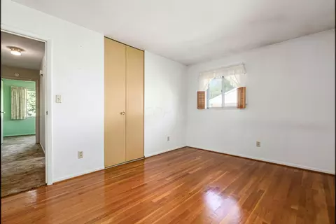 Bedroom - 2928 N Gresham Rd, Columbus, OH 43204 photo 1 of 7