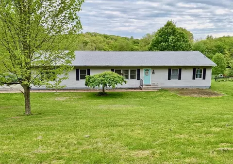 8801 Somerset Rd, Thornville, OH 43076