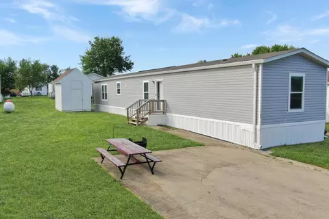 701 Mill St #71, North Lewisburg, OH 43060