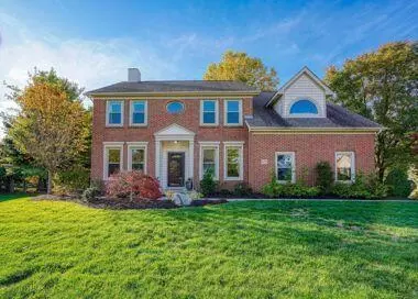 6255 Spinnaker Dr, Lewis Center, OH 43035