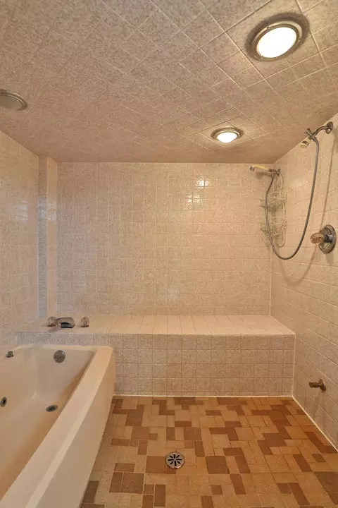 4875 Widner St, Columbus, OH 43220 photo 41