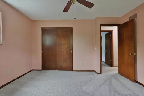 4875 Widner St, Columbus, OH 43220 photo 24