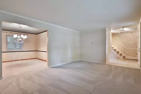 4875 Widner St, Columbus, OH 43220 photo 8