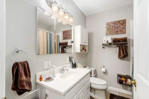 Bath - 154 E Tompkins St, Columbus, OH 43202 photo 2 of 2