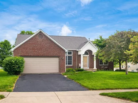 6536 Clay Ct W, Canal Winchester, OH 43110
