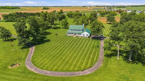 120 Watson Rd, London, OH 43140