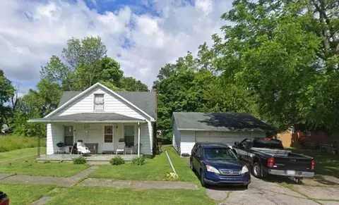 109 N Monroe St, Christiansburg, OH 45389