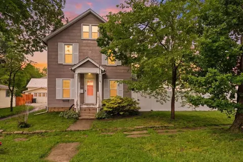 113 E Curtis St, Mount Vernon, OH 43050