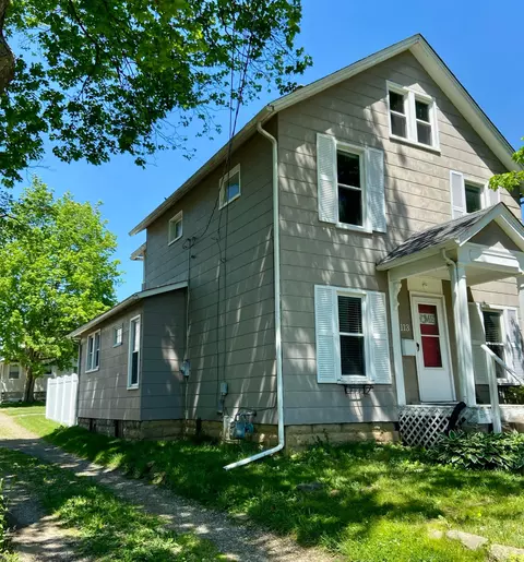 113 E Curtis St, Mount Vernon, OH 43050