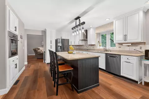 Kitchen - 7207 Coonpath Rd NW, Carroll, OH 43112 photo 6 of 6