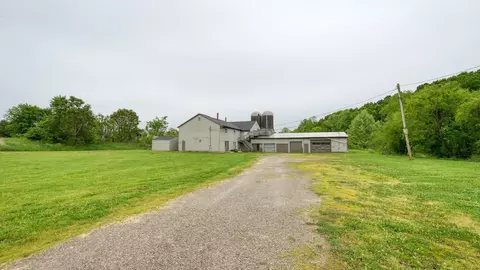 280 Virginia Ridge Rd, Philo, OH 43771