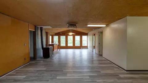 Entry Way - 280 Virginia Ridge Rd, Philo, OH 43771 photo 3 of 7