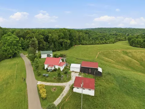 870 Rubrake Rd, Fleming, OH 45729