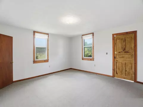 Bedroom - 870 Rubrake Rd, Fleming, OH 45729 photo 2 of 4