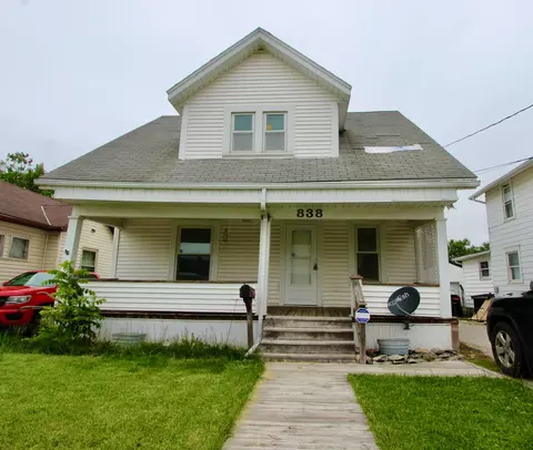 838 Oak Grove Ave, Marion, OH 43302
