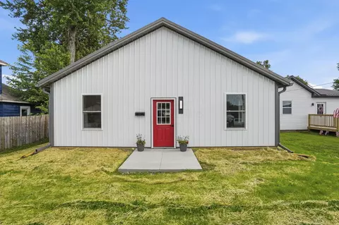 72 E Main St, Zanesville, OH 43701