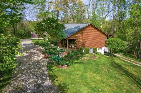 Exterior - 31280 Anglebrook Ln, Logan, OH 43138 photo 18 of 22