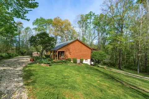 Exterior - 31280 Anglebrook Ln, Logan, OH 43138 photo 10 of 22
