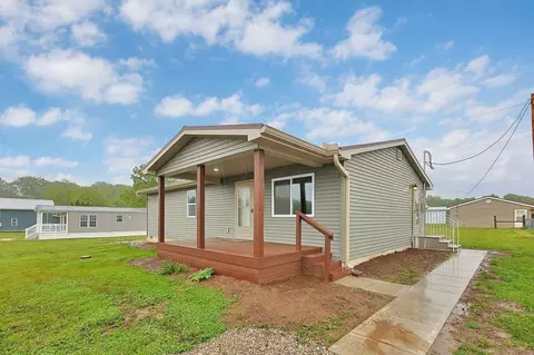 Exterior - 8885 Water St, Orient, OH 43146 photo 3 of 6