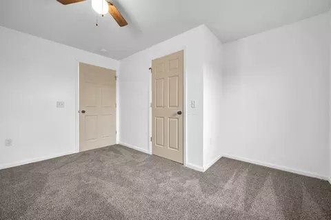 Bedroom - 8885 Water St, Orient, OH 43146 photo 7 of 11