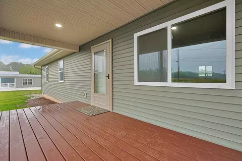 Exterior - 8885 Water St, Orient, OH 43146 photo 2 of 6