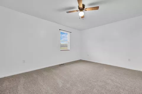 Bedroom - 8885 Water St, Orient, OH 43146 photo 2 of 11