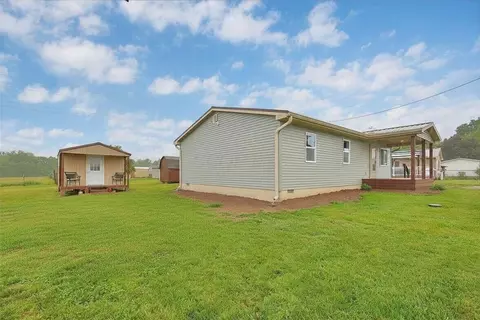 Exterior - 8885 Water St, Orient, OH 43146 photo 6 of 6