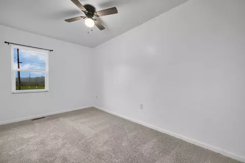 Bedroom - 8885 Water St, Orient, OH 43146 photo 5 of 11