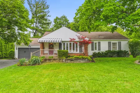 2656 Zollinger Rd, Columbus, OH 43221