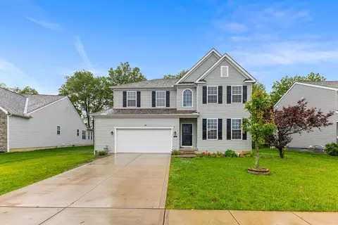 141 Mannaseh Dr W, Granville, OH 43023