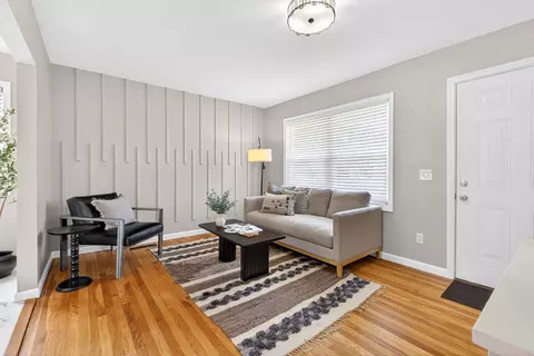 5274 Sinclair Rd, Columbus, OH 43229
