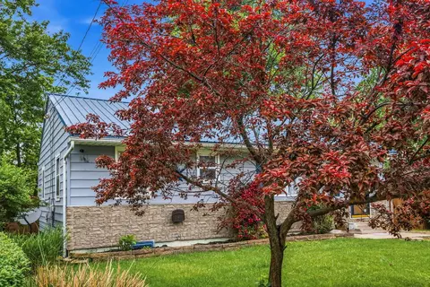 Exterior - 550 E Farming St, Marion, OH 43302 photo 3 of 8